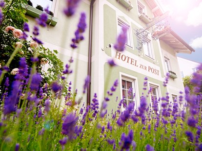Naturhotel - Bio-Küche: Bio-vegetarisch möglich - Salzburg - Hausansicht außen - Das Grüne Hotel zur Post - 100% BIO