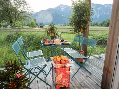 Naturhotel - Regionale Produkte - Ramsau am Dachstein - Ihr Balkon  - THE GREEN LODGE 