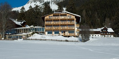 Naturhotel - Regionale Produkte - Obertraun - Biohotel ramsauhof im Winter - Hotel Ramsauhof