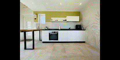 Naturhotel - Recyclingpapier - Ancona - Kitchen with oven, Kettle, toaster, coffee machine, dish washing, vacuum cleaner, washing machine.. - RITORNO ALLA NATURA