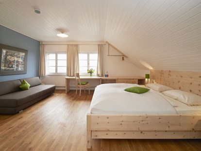 Naturhotel - Hoteltyp: BIO-Urlaubshotel - Hessen Nord - Zimmer Zirbe - LindenGut - das Bio-Gästehaus