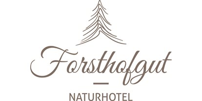 Naturhotel - Verpflegung: Halbpension - Pinzgau - Logo Naturhotel Forsthofgut. - Naturhotel Forsthofgut