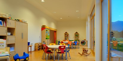 Naturhotel - Fitnessraum - Naturarena - Spielzimmer des BIO Hotels mit Kinderbetreuung - BIO-Kinderhotel Kreuzwirt