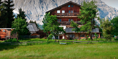 Naturhotel - auch für Familien mit Kindern - Ramsau am Dachstein - Außenansicht - Naturhaus Lehnwieser