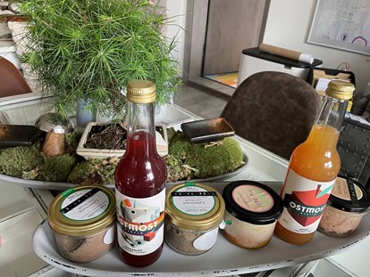 Naturhotel - Bio-Küche: Biologisches Angebot - Brandenburg Nord - unser Frühstück für SIE
gesund,  auserwählt,  schmackhaft und auch interessant - La Maison Bett & Bike
