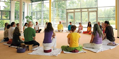 Naturhotel - Green Meetings werden angeboten - Nordrhein-Westfalen - Yoga Vidya Bad Meinberg