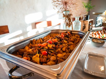 Naturhotel - Bio-Küche: Regionale Speisen - Im Buffetraum - Vegan Resort
