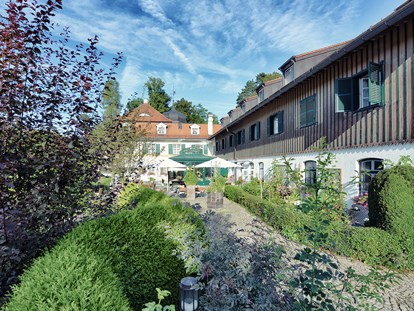 Naturhotel - Spa-Bereich mit mind. 2 unterschiedlichen Saunen - Münsing - Schlossgut Oberambach