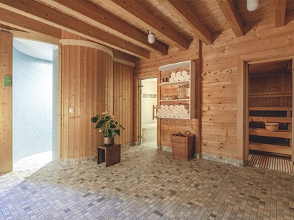 Naturhotel - Ökoheizung: Holzheizung: ja, Holzhackschnitzel - Sauna Biohotel Schlossgut Oberambach - Schlossgut Oberambach