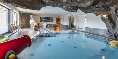 Naturhotel - Pool - Bayrischzell - Hallenbad auch für Familien mit Kindern - Naturhotel Kitzspitz