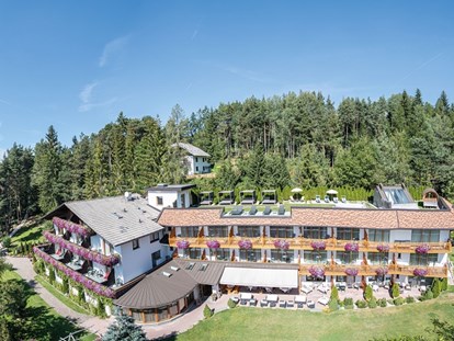 Naturhotel - Zertifizierte Naturkosmetik - Sankt Vigil in Enneberg - APIPURA hotel rinner