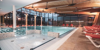 Naturhotel - Bezahlsysteme: Kreditkarte - Tirol - BIO HOTEL Bruggerhof: Schwimmbad Wellness - Bruggerhof – Camping, Restaurant, Hotel