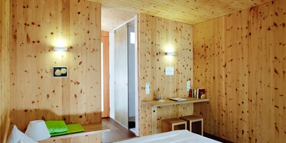 Nature hotel - auch für Familien mit Kindern - Seefeld (Starnberg) - Zirbenholzzimmer  - Hörger Biohotel Tafernwirtschaft