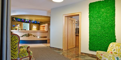 Naturhotel - Ried (Anthering) - Lobby und Rezeption - Das Grüne Hotel zur Post - 100% BIO