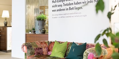 Nature hotel - Müllmanagement: Maßnahmen zur Abfallvermeidung - Donauraum - Hotellobby - Boutiquehotel Stadthalle
