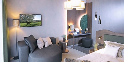 Naturhotel - Spa-Bereich mit mind. 2 unterschiedlichen Saunen - Hambrücken - Circular Living Designzimmer Waldklang Deluxe - SCHWARZWALD PANORAMA