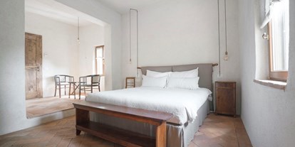 Naturhotel - Zertifizierte Naturkosmetik - Italien - Zimmer und Suiten in der Biotique Agrivilla i pini in San Gimignano - Vegan Agrivilla I Pini