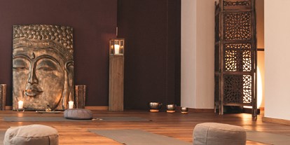 Naturhotel - Preisklasse: €€€ - Frohnwies - Raum für Yoga im Biohotel Kitzbühel - Q! Resort Health & Spa Kitzbühel
