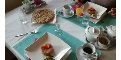 Naturhotel - auch für Familien mit Kindern - Sonnleitn (Hermagor-Pressegger See) - Veganes Frühstück in 2 Gängen nach TCM gluten- und zuckerfrei - Veganer Gasthof zum Ederplan