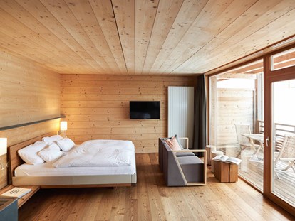 Nature hotel - Auszeichnung / Zertifikat / Partner: ABCERT - Floitensberg - Panorama Suite - Holzhotel Forsthofalm