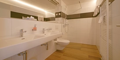 Nature hotel - Wassersparmaßnahmen - Campascio - Badezimmer - Bio-Hotel Al Rom