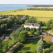 Naturhotel: Gut Nisdorf - der ideale Ort für einen Familienurlaub an der Ostsee. - Biohotel Gut Nisdorf