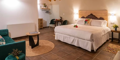 Naturhotel - Bio-Hotel Merkmale: Ökologisch sanierter Altbau - Dormitorio  Premium Gea - O Viso Ecovillage - Hotel Ecologico Vegano