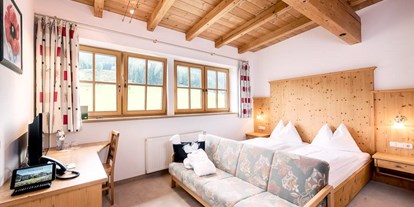 Nature hotel - Spa-Bereich mit mind. 2 unterschiedlichen Saunen - Golling an der Salzach - Genießer-Familienzimmer - Naturresort PURADIES