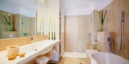Nature hotel - Energieversorgung: 100 % Ökostrom - Selbelang - Bad im Bio-Hotel Suite - Bio Hotel Landgut Stober