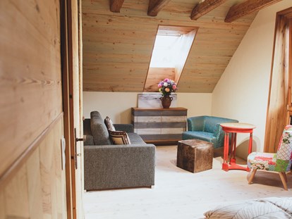 Naturhotel - Aktivurlaub möglich - Wurmstein - Apartment Oak für bis zu 5 Personen - der baum