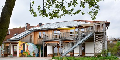 Nature hotel - Hoteltyp: Bio-Hoteldorf (Alberghi Diffusi) - Ökodorf Sieben Linden - Seminarhaus