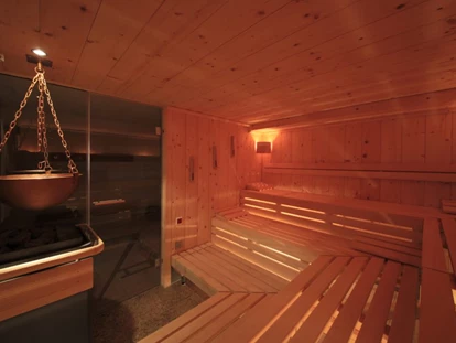 Naturhotel - Größe Spa-Bereich - Mairdoppl - Finnische Sauna (75°C) - Bio-Thermalhotel Falkenhof