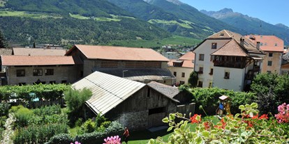 Naturhotel - Trentino-Südtirol - BIO HOTEL Landhotel Anna: Ausblick  - Landhotel Anna & Reiterhof Vill