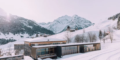 Naturhotel - Energieversorgung: 100 % Ökostrom - Lingenau - Naturhotel Chesa Valisa im Winter - Das Naturhotel Chesa Valisa****s
