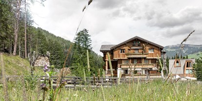 Nature hotel - Preisklasse: €€ - Steinegg, Gemeinde Karneid - Am Fluss-und Waldrand, wo die Wanderungen starten - Aqua Bad Cortina & thermal baths
