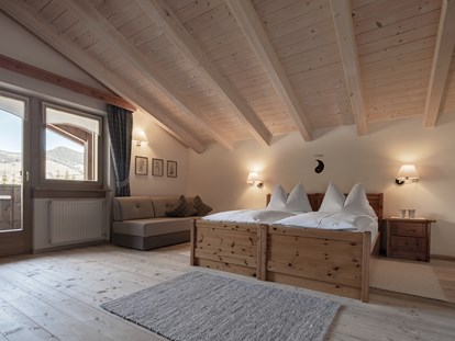 Nature hotel - Bio-Hotel Merkmale: Vollholzmöbel / -einrichtung (kein MDF) - Zimmer - Aqua Bad Cortina & thermal baths