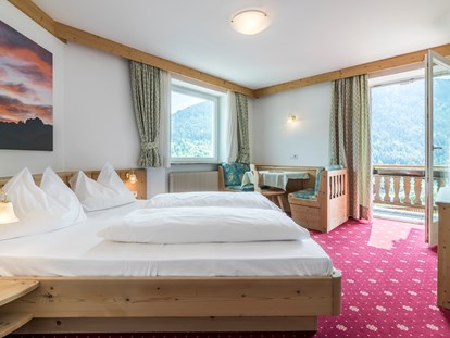 Nature hotel - Aktivurlaub möglich - St. Sigmund (Trentino-Südtirol) - Doppelzimmer Komfort - Bio & Bikehotel Steineggerhof