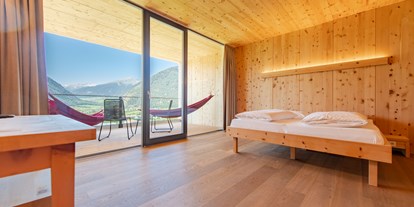 Naturhotel - barrierefrei: Öffentliche Bereiche barrierefrei - Trentino-Südtirol - DZ Balance Zirbe - Biohotel Panorama