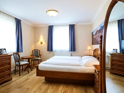 Nature hotel - Bezahlsysteme: Bar - Wolfegg (Altheim) - Doppelzimmer Standard - Das Grüne Hotel zur Post - 100% BIO