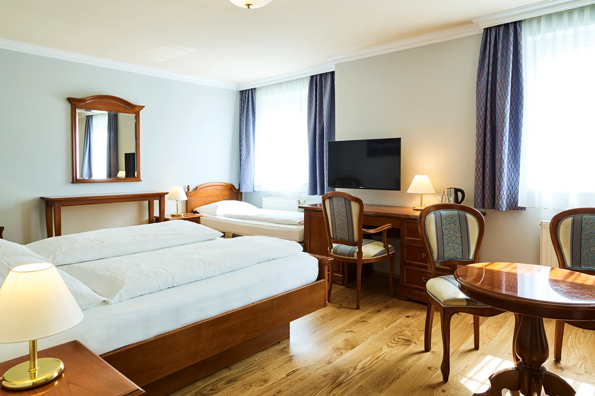 Biohotel: Dreibettzimmer - Das Grüne Hotel zur Post - 100% BIO