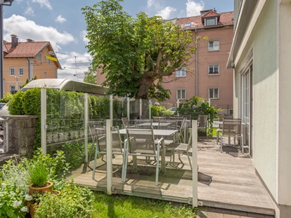 Nature hotel - Bezahlsysteme: Bar - Wolfegg (Altheim) - Frühstücksterrasse - Das Grüne Hotel zur Post - 100% BIO