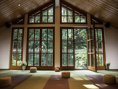 Naturhotel - Massagen - Salzburg-Stadt (Salzburg) - Hotel im Wald Hammerschmiede - Seminare und Retreats mitten im Wald - Yogaretreats  - Hotel Naturidyll Hammerschmiede