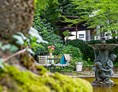 Biohotel: Wunderschöner Garten im Innenhof mit Terrasse - Bio-Hotel & Villa Auersperg