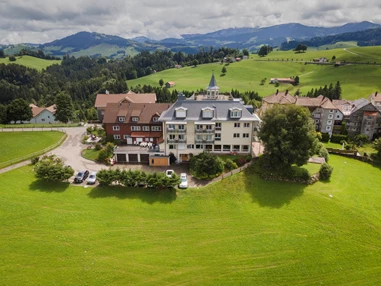 Biohotel: Aussenansicht Sonnenberg Health Hotel - Sonnenberg Health Hotel