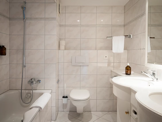 Biohotel: Hotelbadezimmer Sonnenberg Health Hotel - Sonnenberg Health Hotel