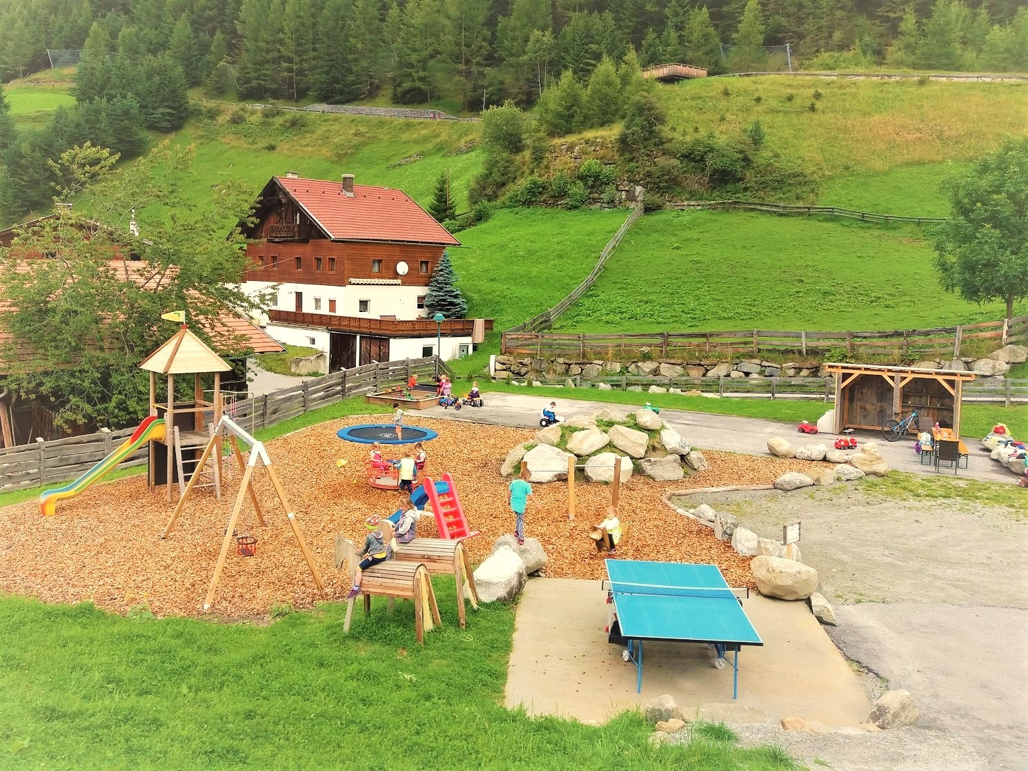 Biohotel: Unser Kinderpspielplatz - Bio & Reiterhof der Veitenhof
