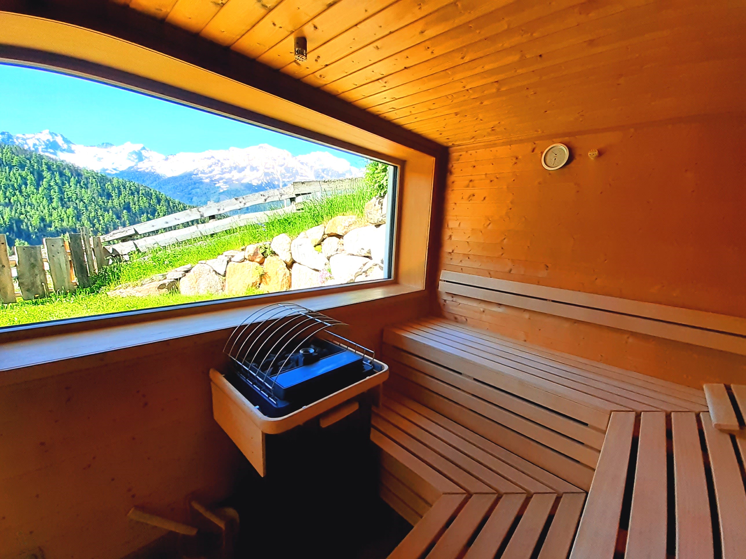 Biohotel: Sauna mit Panoramablick - Bio & Reiterhof der Veitenhof
