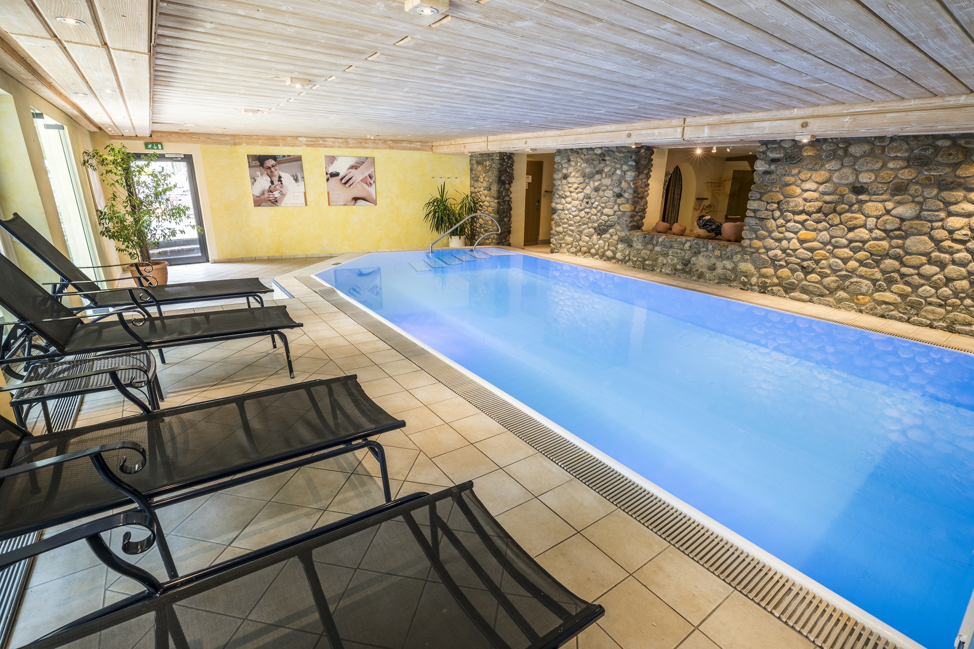 Biohotel: Hallenbad im Wellnesshotel Eschenhof - **** Naturhotel Ortners Eschenhof