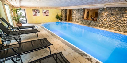 Naturhotel - Wassersparmaßnahmen - Hallenbad im Wellnesshotel Eschenhof - **** Naturhotel Ortners Eschenhof