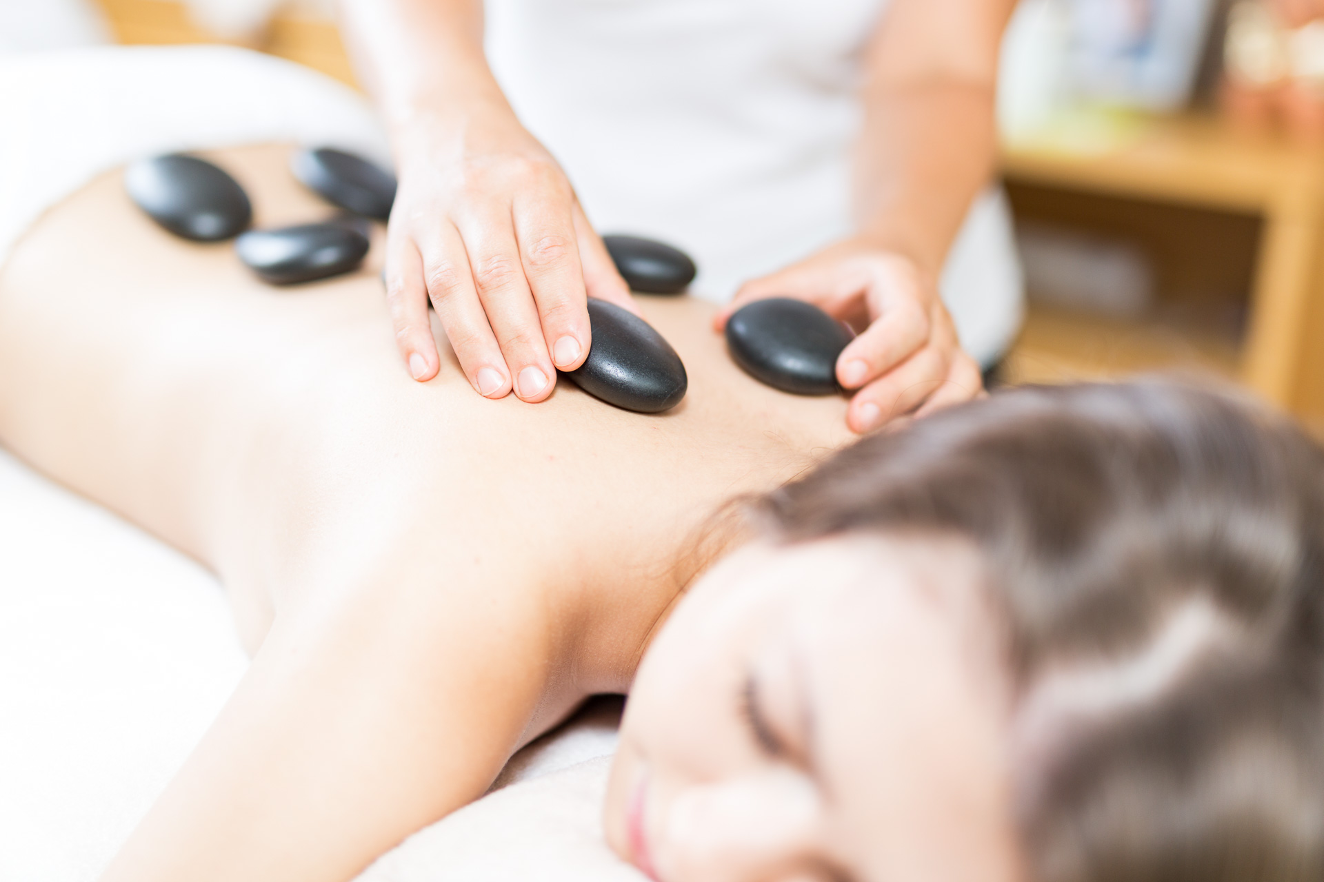 Biohotel: Hot Stone Massage - **** Naturhotel Ortners Eschenhof